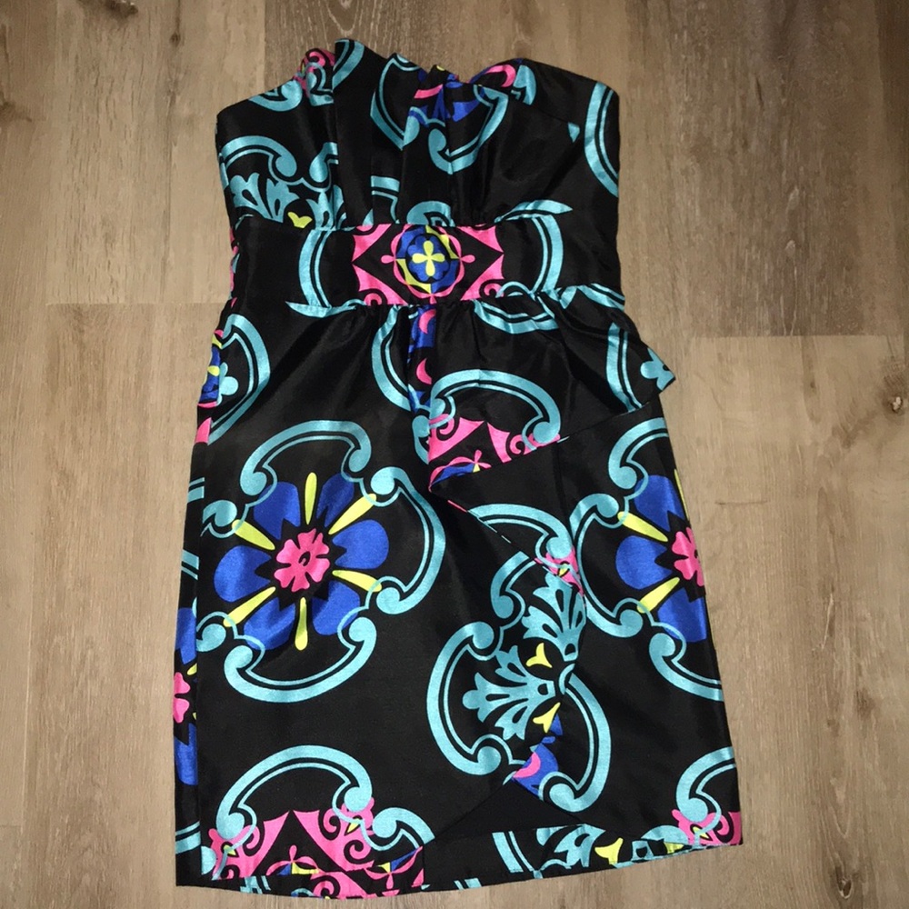 Make a Statement with this Cocktail Dress!